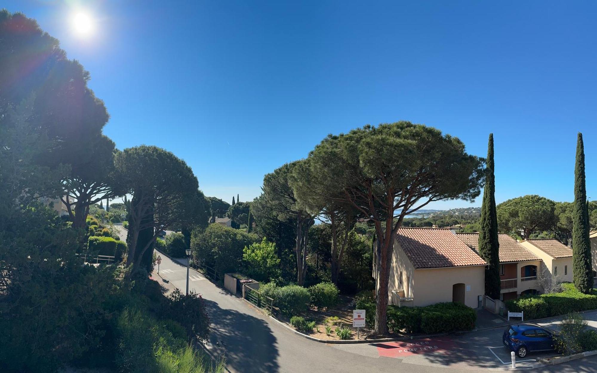 Appartement Vue Mer Avec Balcon Sainte-Maxime Exterior foto